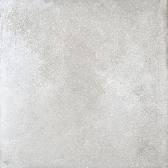 Soft Concrete 1 Carrelage imitation béton Soft Concrete Silver. De couleur grise claire et argentée