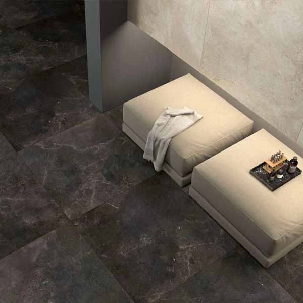 Royal Stone 3 Carrelage Royal Stone black dimamond dans un salon